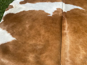 a175. Tan white Cowhide