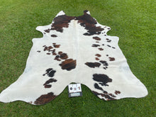 Load image into Gallery viewer, 91. Brindle tri colour Cowhide