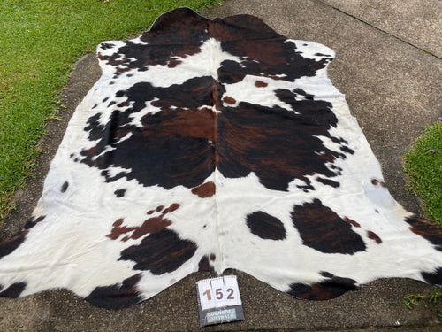 a152 Tricolour Cowhide